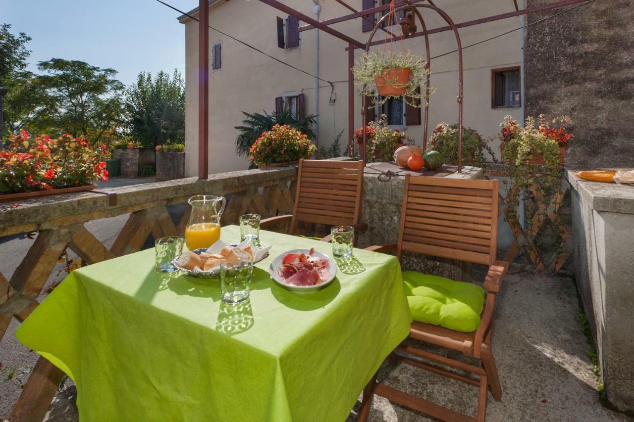 Rural Apartment Carolina Zrenj 외부 사진