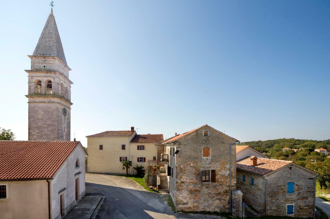Rural Apartment Carolina Zrenj 외부 사진